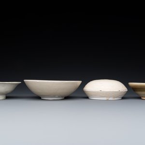 Three Chinese celadon- and qingbai-glazed bowls and a cream-glazed box and cover, Song and later — 照片 6