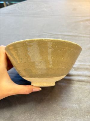 Three Chinese celadon-glazed plates and two bowls from the Jepara shipwreck,  Fujian or Zhejiang kilns, Song — photo 14