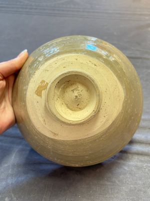 Three Chinese celadon-glazed plates and two bowls from the Jepara shipwreck,  Fujian or Zhejiang kilns, Song — photo 19