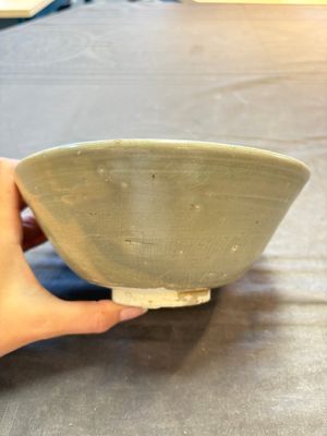 Three Chinese celadon-glazed plates and two bowls from the Jepara shipwreck,  Fujian or Zhejiang kilns, Song — photo 10