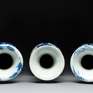 Three Chinese celadon-ground blue and white vases, 19th C. — photo 5