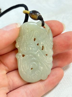 Three Chinese celadon jade carvings, 19/20th C. — 照片 1