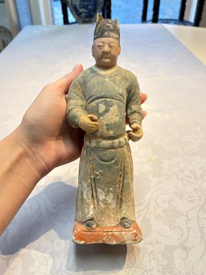 Three Chinese cold painted pottery figures, Sui/Ming — 照片 8