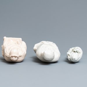 Three Chinese Dehua blanc de Chine figures, 18/19th C. — 照片 6