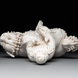 Three Chinese Dehua blanc de Chine figures of Guanyin and Wenchang, He Chaozong 何朝宗 and Dehua 德化 marks, 20th C. — photo 8