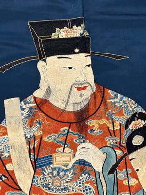 Three Chinese embroidered silk cloths with figural designs, 19/20th C. — 照片 27