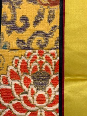 Three Chinese embroidered silk cloths with figural designs, 19/20th C. — 照片 5