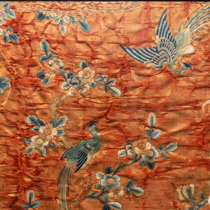 Three Chinese embroidered silk panels depicting an imperial audience, 19th C. — photo 13