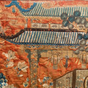 Three Chinese embroidered silk panels depicting an imperial audience, 19th C. — photo 10
