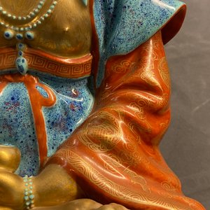 Three Chinese enamelled and gilt figures of Bodhisattva, Qianlong/Jiaqing — photo 29
