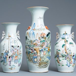 Three Chinese famille rose and qianjiang cai vases, 19/20th C. — 照片 1