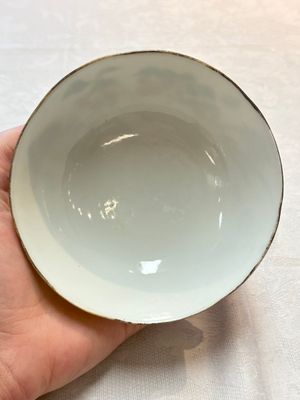 Three Chinese famille rose bowls, Tongzhi and Guangxu marks, 19th C. — photo 13