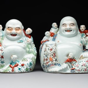 Three Chinese famille rose Buddhas, Zhu Mao Ji Zao 朱茂記造 mark, Republic — foto 2