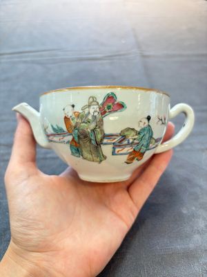 Three Chinese famille rose covered teapots and a warming bowl, Tongzhi, Guangxu and Lü Zhi Xiang Zhi 呂芷薌製 marks, 19th C. — foto 11