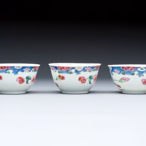 Three Chinese famille rose cups and saucers with a duck among flowering branches, Yongzheng/Qianlong — 照片 6