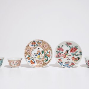 Three Chinese famille rose cups and two saucers, Yongzheng/Qianlong — 照片 1