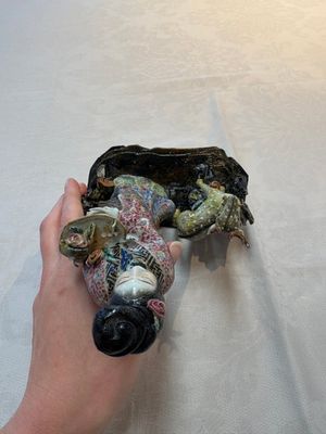 Three Chinese famille rose figures, Cai Yong Xin Zao 蔡永新造 mark, 19/20th C. — photo 22