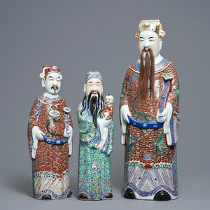 Three Chinese famille rose figures of star gods, 19/20th C. — photo 1