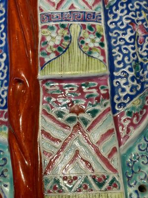Three Chinese famille rose figures of star gods and a lady, Zhu Mao Ji Zao 朱茂記造 mark, Republic — foto 37
