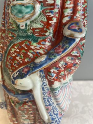 Three Chinese famille rose figures of star gods, seal marks, 19/20th C. — foto 14