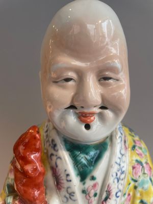 Three Chinese famille rose figures of star gods, seal marks, 19/20th C. — foto 2