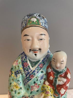 Three Chinese famille rose figures of star gods, seal marks, 19/20th C. — foto 27