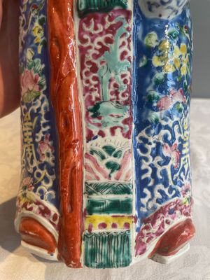Three Chinese famille rose figures of star gods, seal marks, 19/20th C. — foto 4