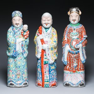 Three Chinese famille rose figures of star gods, seal marks, 19/20th C. — foto 2