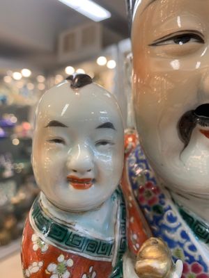 Three Chinese famille rose figures of the star gods and a figure of a lady, 19/20th C. — photo 28