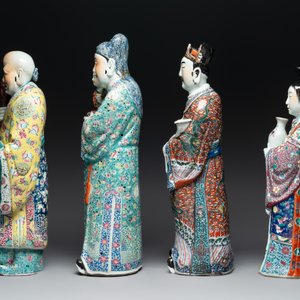 Three Chinese famille rose figures of the star gods and a figure of a lady, 19/20th C. — photo 5