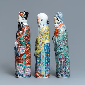 Three Chinese famille rose figures of the three star gods, 19/20th C. — photo 5