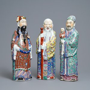 Three Chinese famille rose figures of the three star gods, 19/20th C. — photo 1