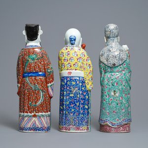 Three Chinese famille rose figures of the three star gods, 19/20th C. — photo 4