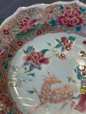 Three Chinese famille rose flower-shaped 'He Xiangu' plates, Yongzheng — photo 16