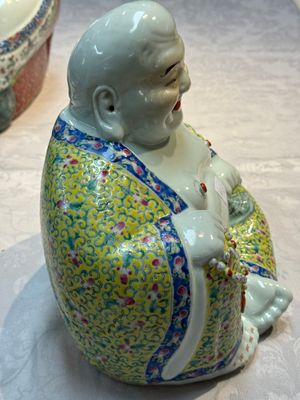 Three Chinese famille rose Milefo Buddhas, Zhu Mao Ji 朱茂記造 marks, 20th C. — photo 22