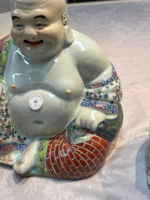 Three Chinese famille rose Milefo Buddhas, Zhu Mao Ji 朱茂記造 marks, 20th C. — photo 9
