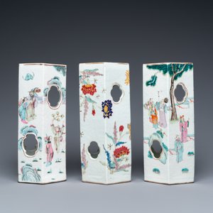 Three Chinese famille rose reticulated hexagonal hat stands, 19th C. — photo 2