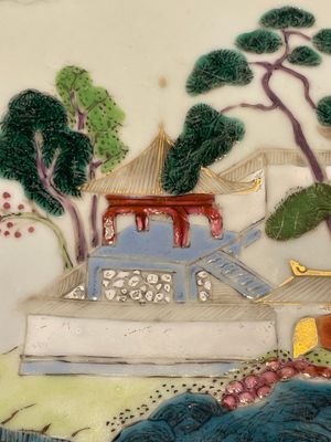 Three Chinese famille rose 'river landscape' dishes, Qianlong — foto 11