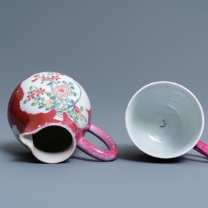 Three Chinese famille rose ruby-ground and ruby-back wares, Yongzheng — photo 8