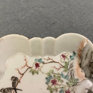 Three Chinese famille rose teapot stands, two spoon trays and a saucer, Yongzheng/Qianlong — photo 6