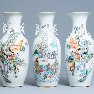 Three Chinese famille rose vases, 19/20th C. — 照片 1