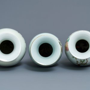 Three Chinese famille rose vases, 19/20th C. — 照片 5