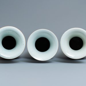 Three Chinese famille rose vases, 19/20th C. — 照片 5