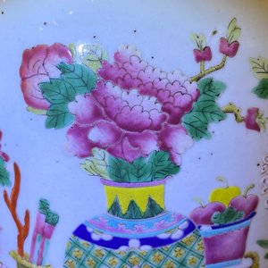 Three Chinese famille rose vases, 19th C. — photo 29