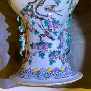 Three Chinese famille rose vases, 19th C. — photo 33