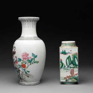 Three Chinese famille rose vases and a famille verte 'cong' vase, Qianlong mark, 20th C. — photo 9