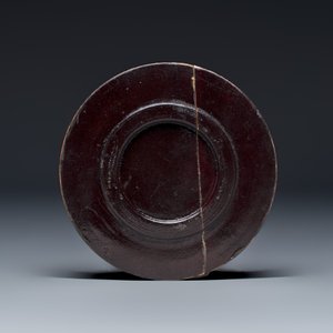 Three Chinese famille rose vases and a jar with a wooden cover — photo 15