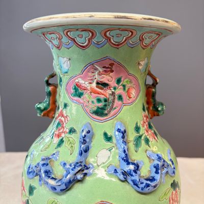Three Chinese famille rose vases for the Straits or Peranakan market, one mounted as a lamp — photo 2