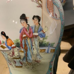 Three Chinese famille rose vases, Qianlong marks, Republic — photo 38