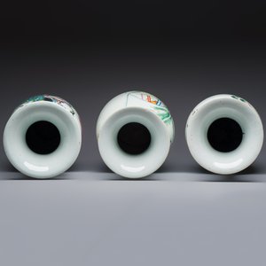 Three Chinese famille rose vases, signed Hu Yuanxin 胡源鑫, Luo Yisheng 羅義盛 and Wang Shengtai 汪生泰, 20th C. — foto 6